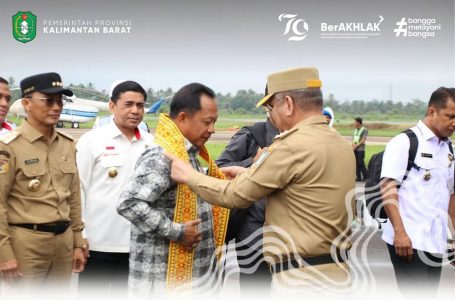 Pj. Gubernur Harisson Sambut Kedatangan Mendagri Tito Karnavian