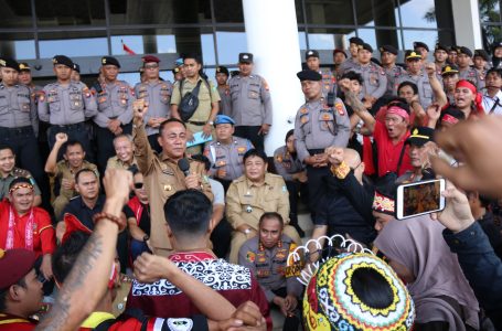 Di Hadapan Aliansi Masyarakat, Wagub Krisantus Tegas Tolak Program Transmigrasi