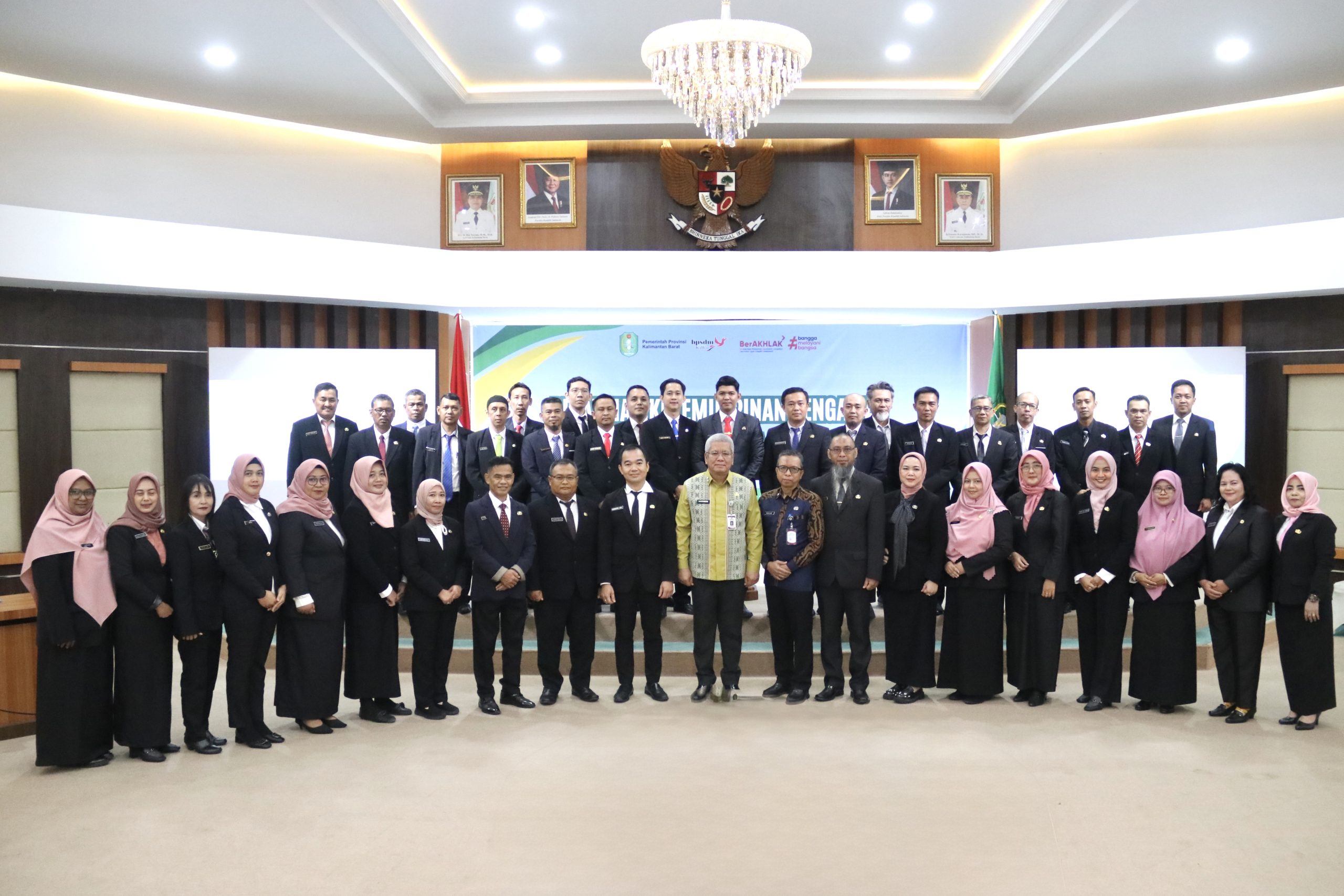 Tutup PKP Angkatan XII, Harisson Tekankan Kepemimpinan Adaptif dan Pelayanan Berbasis Teknologi